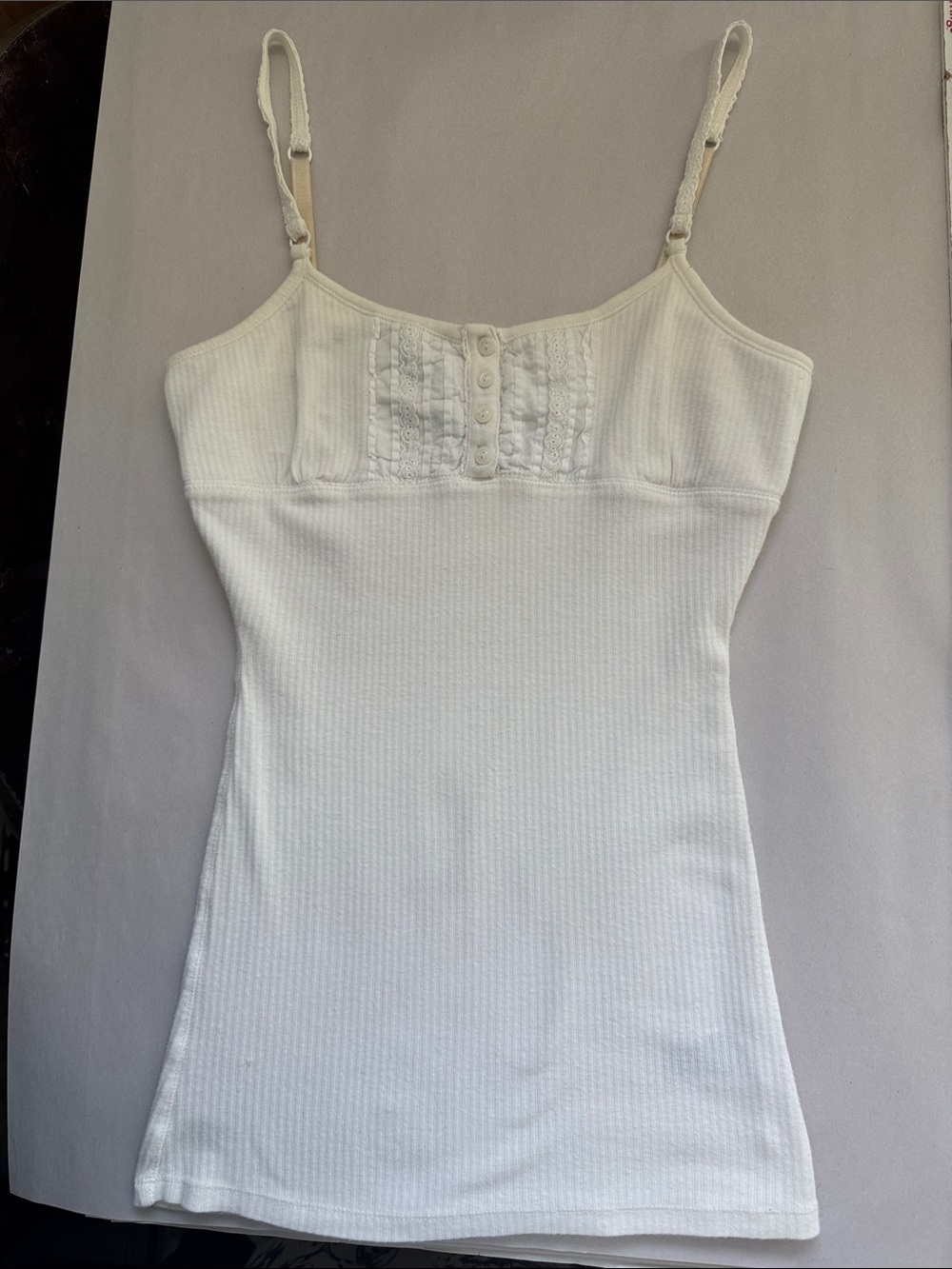 Aeropostale cream lace ribbed tank top Womens S pleated 90’s Y2K coquette whimsy